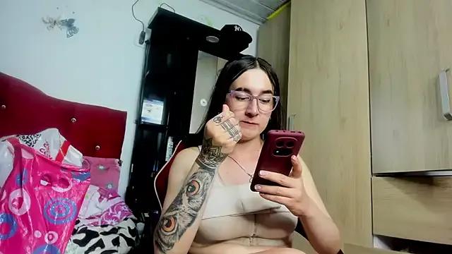 Sweet-Suck69 on StripChat 