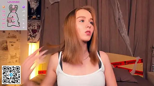 TienKnous — Put hands in panties + rub