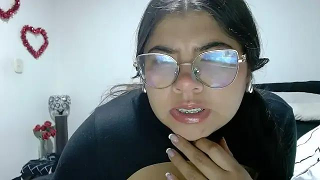 viccky_vick — Show asshole * spanks