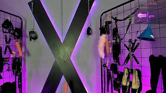 VictoryaLiah_BDSM — teaser her pussy hard